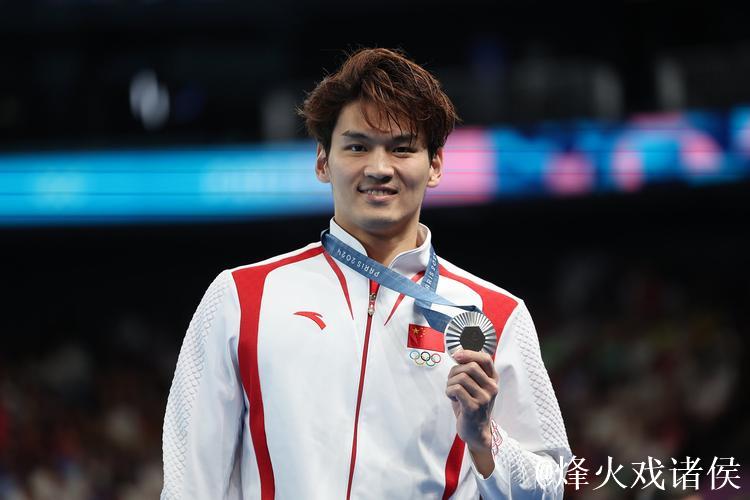 徐嘉余全运会男子100米仰泳夺冠，汪顺排名第四