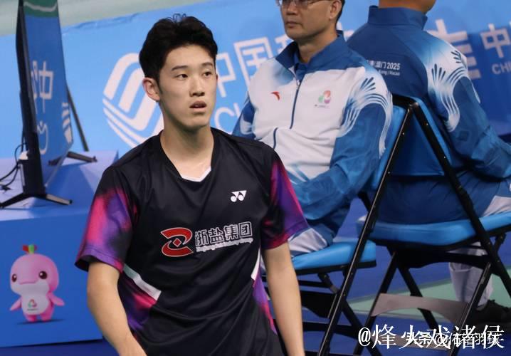 全运会：羽毛球男团积分悬念丛生 女团三强提前出线